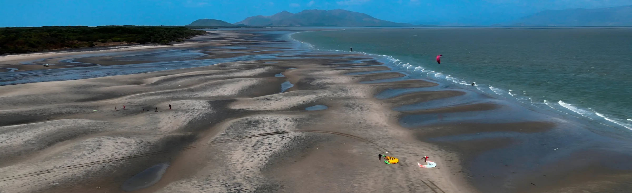 Pacific Panama: one yacht, one January